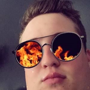 Meet your Posher, Alan